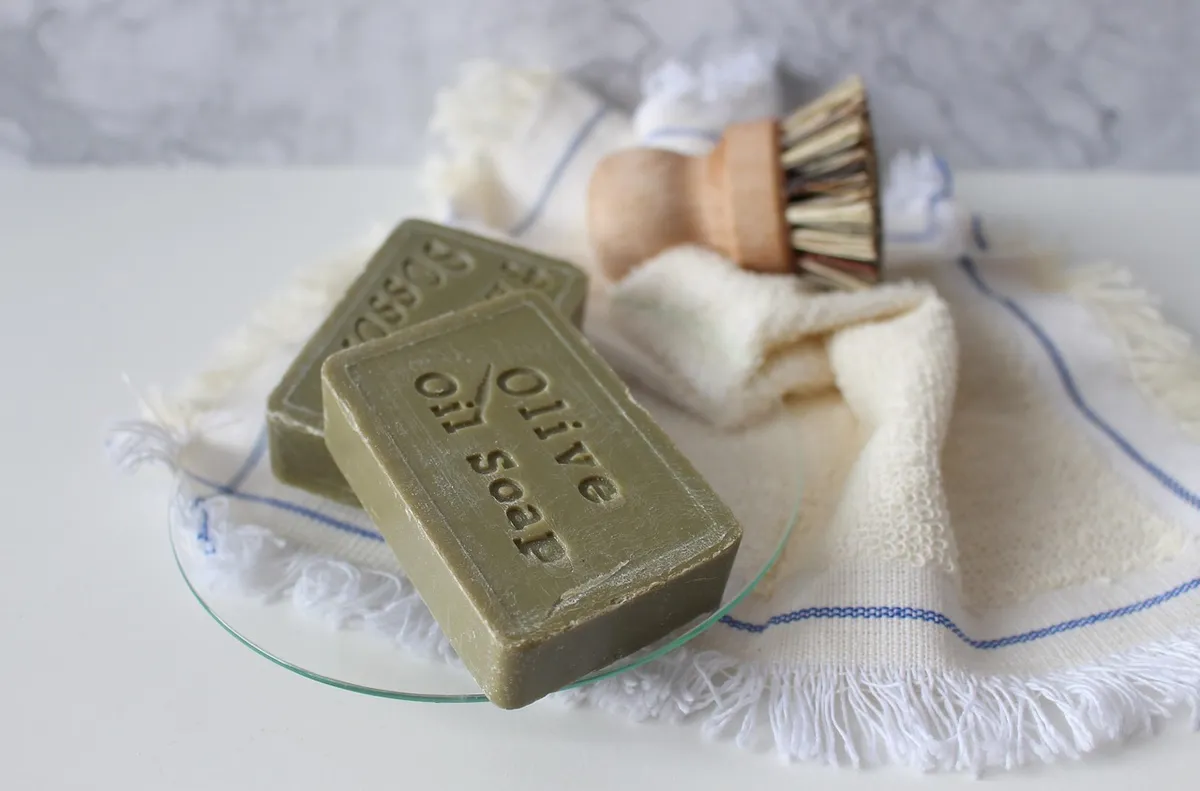 soap, bristle, natural brush, rag, clean up, cosmetics, bathroom, shaving, paint brush, natural soap, olive soap, zero waste, plastic free, without plastic, kit